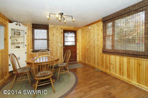 545 Canaris St, Constantine, MI 49042 photo 9