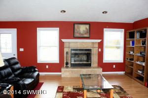 565 36th St, Gobles, MI 49055 photo 3