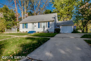 428 High St, Marshall, MI 49068 photo 1