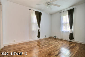 428 High St, Marshall, MI 49068 photo 11