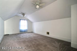 428 High St, Marshall, MI 49068 photo 9