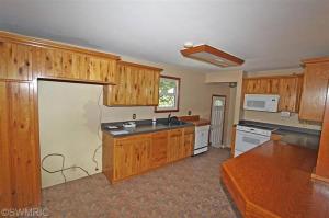 5530 Ravenswood Ave, Pullman, MI 49450 photo 10
