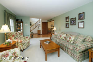 70 Peter Pan Ln, Marshall, MI 49068 photo 5