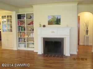 1027 Park Rd, Jackson, MI 49203 photo 4