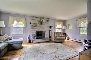 15028 Walters Dr, Marshall, MI 49068 photo 2