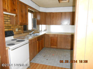 2191 Eighth, White Cloud, MI 49349 photo 3