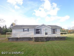 3276 Lyons Rd, Lyons, MI 48851 photo 1