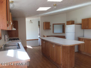 64921 Calvin Ctr, Cassopolis, MI 49031 photo 5