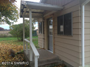5707 Ostrum Rd, Belding, MI 48809 photo 2