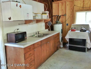 47 W Mikhail Trl, White Cloud, MI 49349 photo 9