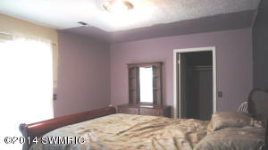 963 56th St, Pullman, MI 49450 photo 8