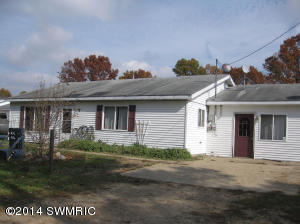 963 56th St, Pullman, MI 49450 photo 1