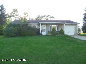 57196 Tim Ave, Three Rivers, MI 49093 photo 1