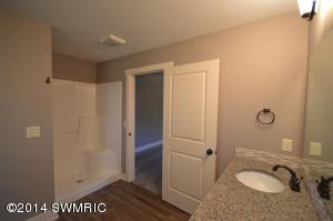 2495 Bauer Rd, Jenison, MI 49428 photo 12