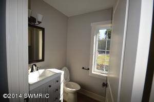 2495 Bauer Rd, Jenison, MI 49428 photo 7
