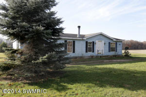 18727 Marcellus Rd, Three Rivers, MI 49093 photo 2