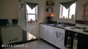 490 Gary Dr, Crystal, MI 48818 photo 4