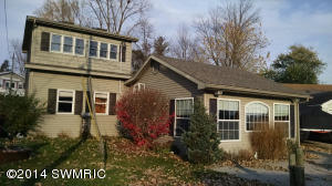 490 Gary Dr, Crystal, MI 48818 photo 1