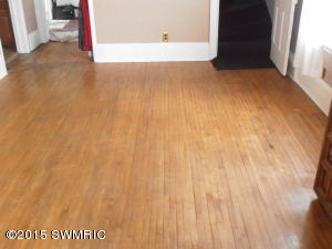 298 Third St, Manistee, MI 49660 photo 11