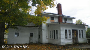 420 Centreville Rd, Constantine, MI 49042 photo 3