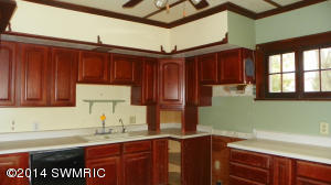 420 Centreville Rd, Constantine, MI 49042 photo 5
