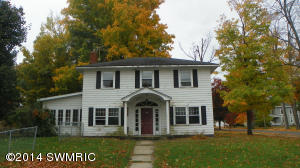 420 Centreville Rd, Constantine, MI 49042 photo 1