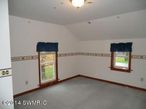 897 Block Rd, Bronson, MI 49028 photo 8