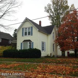 277 Third St, Manistee, MI 49660 photo 1