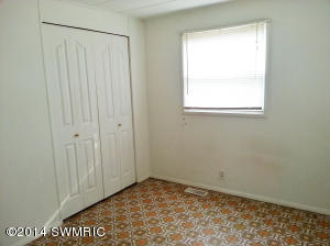 509 S Nancy, White Cloud, MI 49349 photo 6