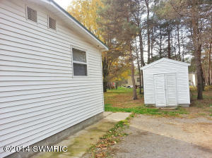 509 S Nancy, White Cloud, MI 49349 photo 11