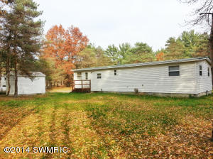 509 S Nancy, White Cloud, MI 49349 photo 10
