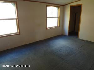 195 E 104th St, Grant, MI 49327 photo 8