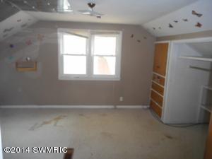 114 E Lytle St, Ionia, MI 48846 photo 6
