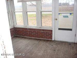 159 Log Rd, Bronson, MI 49028 photo 6