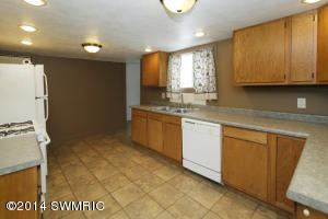 401 E Morrell, Otsego, MI 49078 photo 9