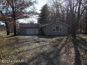 1810 E Bertrand, Niles, MI 49120 photo 1