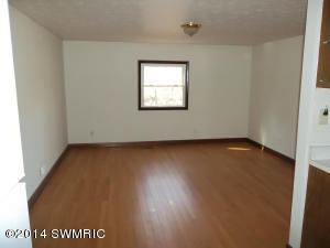 1810 E Bertrand, Niles, MI 49120 photo 6