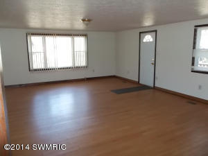 1810 E Bertrand, Niles, MI 49120 photo 4