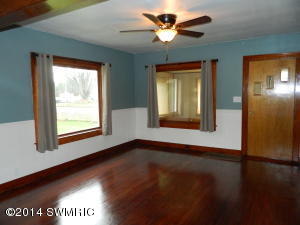 1034 S Constantine St, Three Rivers, MI 49093 photo 5