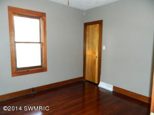 1034 S Constantine St, Three Rivers, MI 49093 photo 8