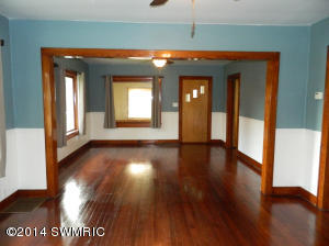 1034 S Constantine St, Three Rivers, MI 49093 photo 3