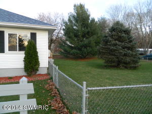 1034 S Constantine St, Three Rivers, MI 49093 photo 2