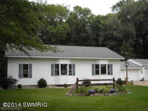3798 W Sidney Rd, Sidney, MI 48885 photo 2