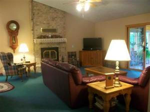 13426 S Grange Rd, Eagle, MI 48822 photo 7