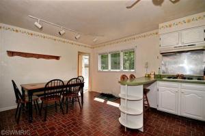 321 Ferguson St, Marshall, MI 49068 photo 6