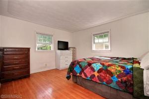 321 Ferguson St, Marshall, MI 49068 photo 8