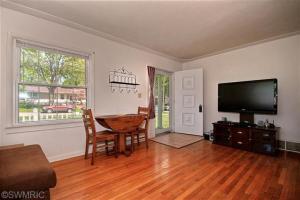 321 Ferguson St, Marshall, MI 49068 photo 3