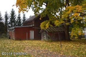 327 W Jackson St, Mendon, MI 49072 photo 2
