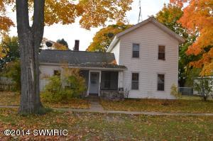 327 W Jackson St, Mendon, MI 49072 photo 1
