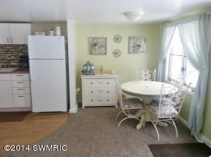 608 Grindle Dr, Lowell, MI 49331 photo 4